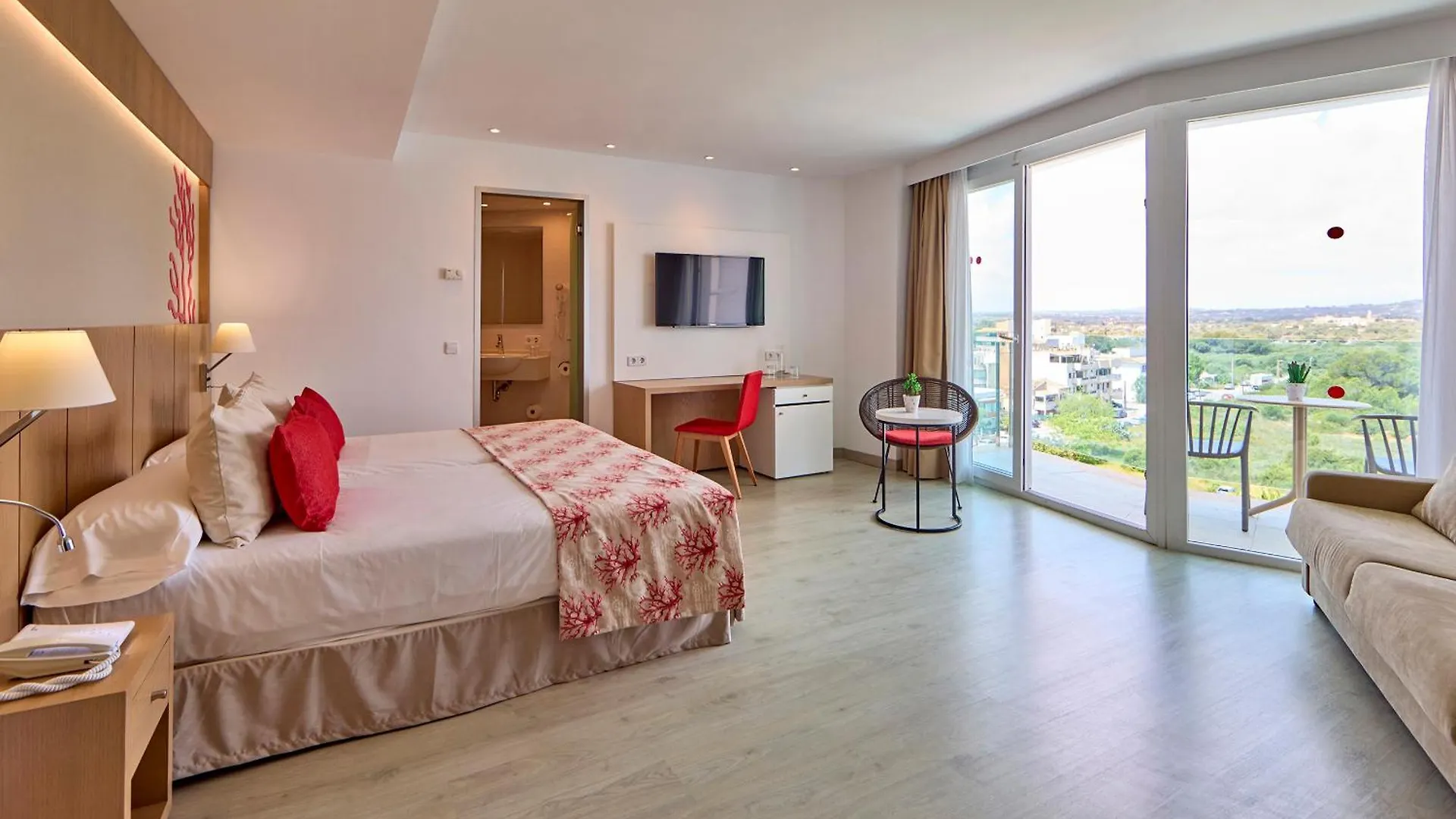 Universal Hotel Perla S'Illot  4*, S'Illot (Mallorca) Espanha