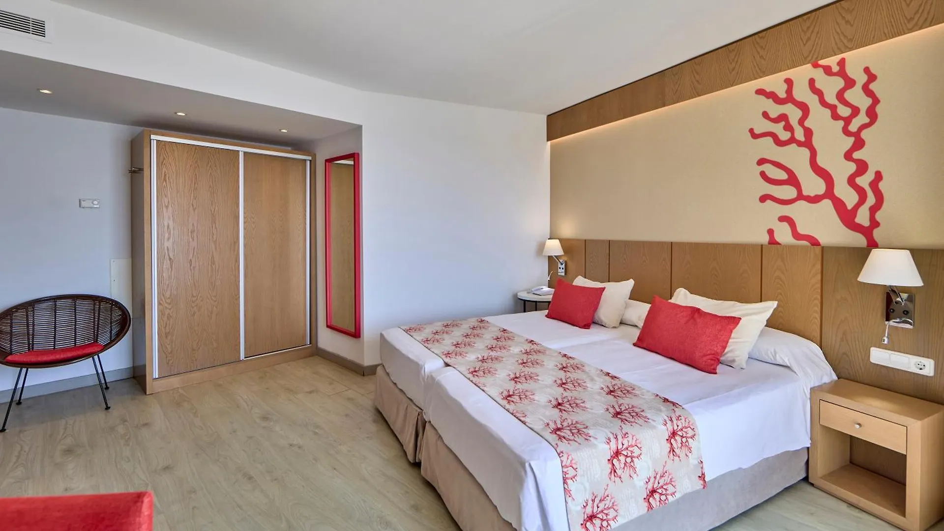 Universal Hotel Perla S'Illot   S'Illot (Mallorca)