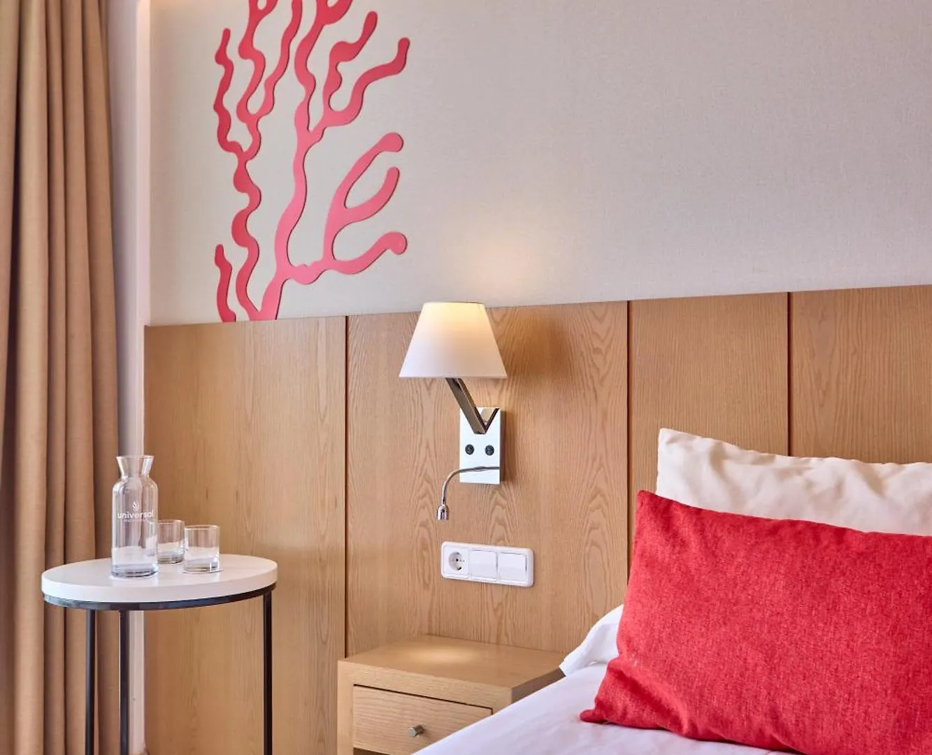Universal Hotel Perla S'Illot